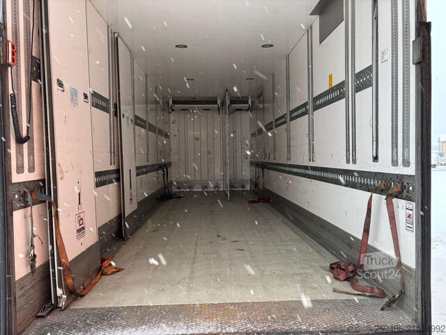 Låda kropp Mercedes-Benz Antos 2543 6x2*4 BOX L=8520 mm