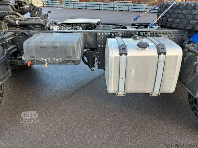 Chasis de camión MAN TGS 33.520 6x6 BB Fahrgest. Expeditionsm