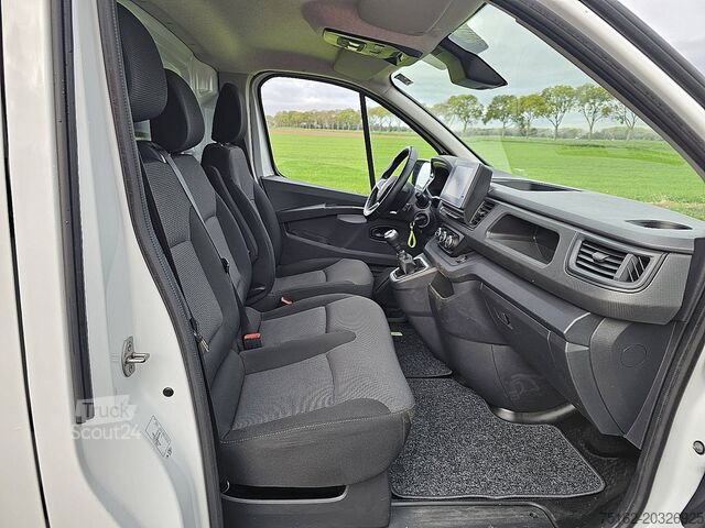 Camioneta familiar de techo alto RENAULT TRAFIC 2.0 DCI L2H1 Navi NAP Euro6!