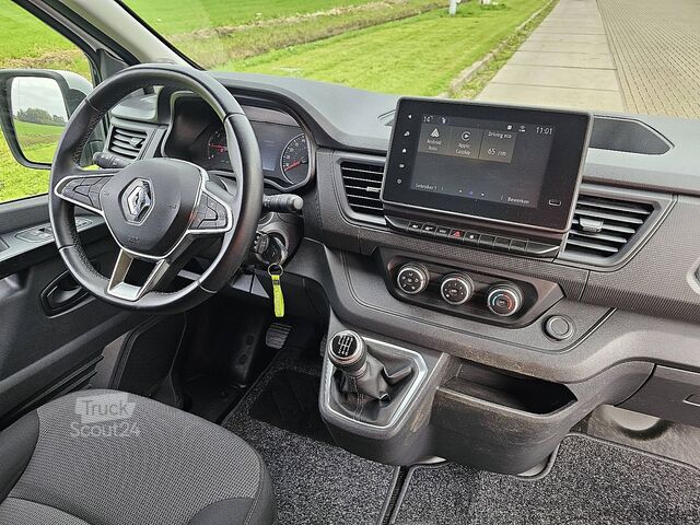 Camioneta familiar de techo alto RENAULT TRAFIC 2.0 DCI L2H1 Navi NAP Euro6!