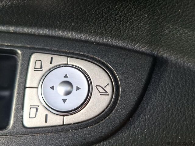 Minibus Mercedes-Benz VITO 116 TOURER SELECT NEUES MODELL AHK LED NAVI