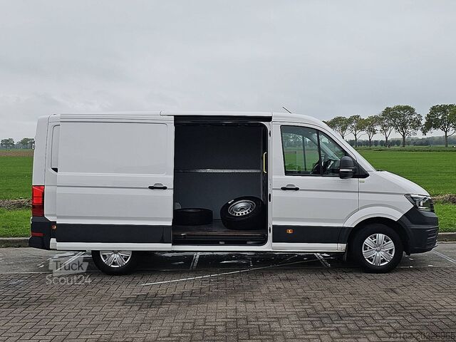 Универсал с высокой крышей VOLKSWAGEN CRAFTER 35 2.0 L3H2 Navi Euro6