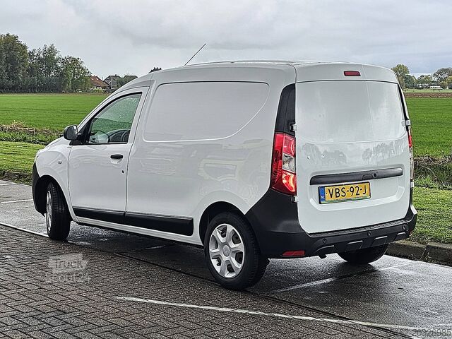 Bavul DACIA DOKKER 1.5 L1 Airco Navi Euro6