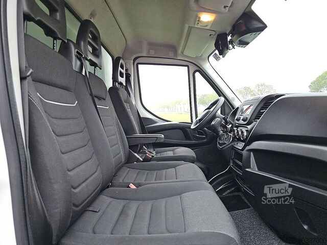 Koffer IVECO DAILY 35S14       Bakwagen Laadklep!
