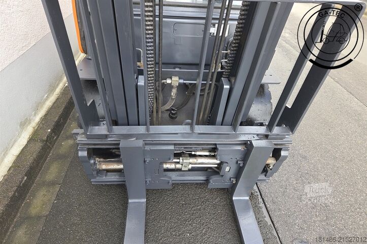 Dízel targoncák Doosan D25S-5