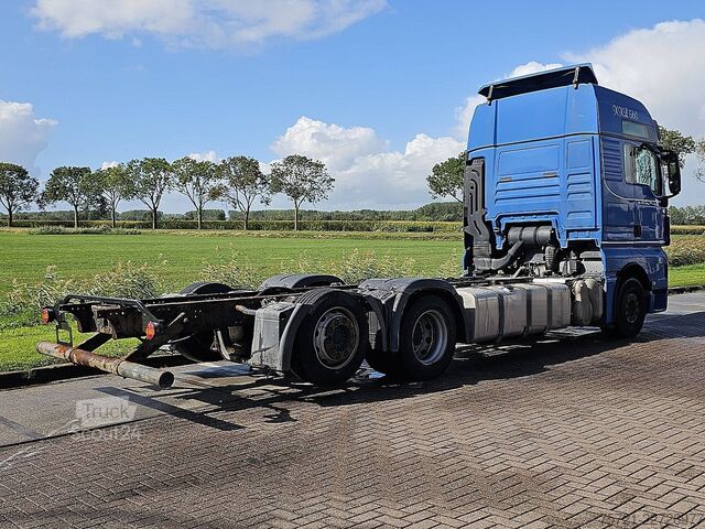 Шаси с кабина MAN 26.560 TGX 6x2-4 Chassis