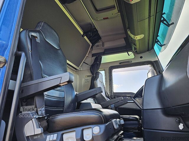 Шаси с кабина MAN 26.560 TGX 6x2-4 Chassis
