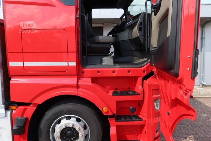 автомобиль-фургон для перевозки автомобилей MAN TGX Oprijwagen Full air 6x2
