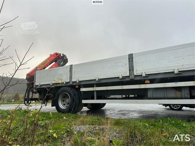 Kranbil Volvo FL 6 flatbed truck w/ rear mounted crane. WATCH VI