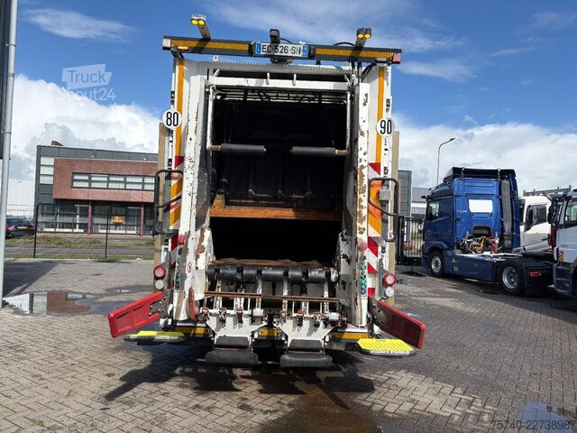 Jätteenkeräysauto Scania P 320 + SEMAT + 6X2 STEERING + EURO 6 + PERFECT...