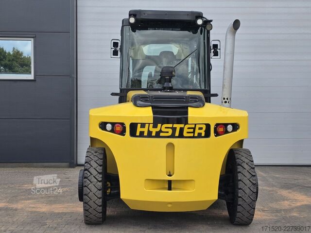 Első homlokrakodó targonca Hyster H12XM6