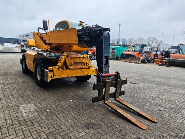 Rotační teleskopický manipulátor Manitou MRT 2150 Privilege