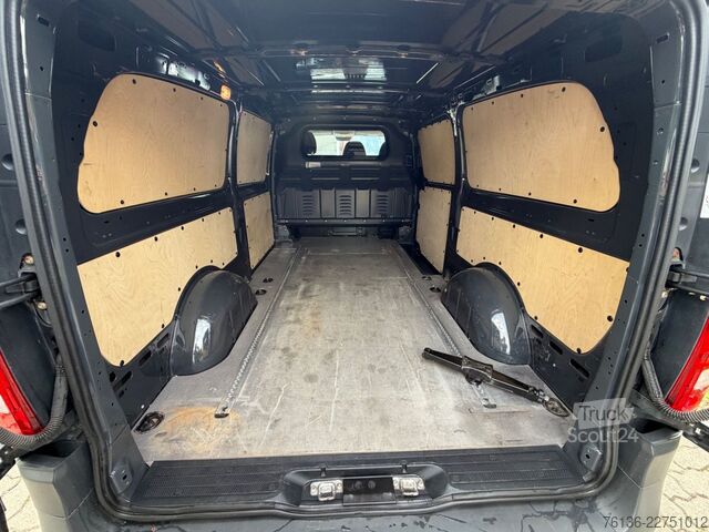 Ploščati dostavnik MERCEDES-BENZ Vito 116 CDI 4x4 Automatik Klima Extralang