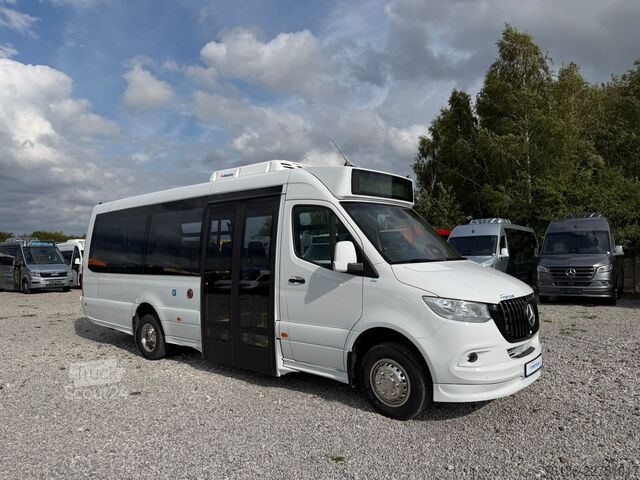 Autobuz urban MERCEDES-BENZ Sprinter 16+27 Mittelniederflur Linien Rollstuhl