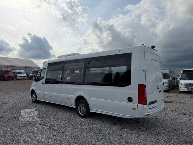 Autobuz urban MERCEDES-BENZ Sprinter 16+27 Mittelniederflur Linien Rollstuhl