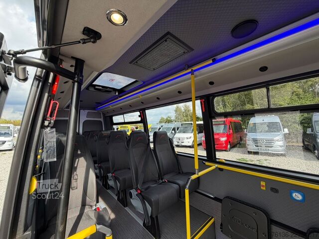 Autobuz urban MERCEDES-BENZ Sprinter 16+27 Mittelniederflur Linien Rollstuhl
