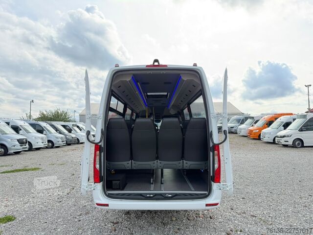 Autobuz urban MERCEDES-BENZ Sprinter 16+27 Mittelniederflur Linien Rollstuhl