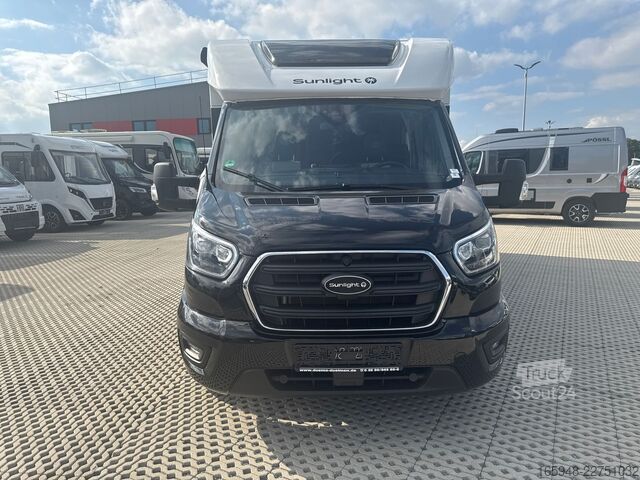 Autorulotă semi-integrată SUNLIGHT SUNLIGHT T 670S FORD ADVENTURE ED
