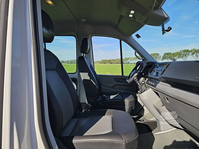 Платформа за зареждане VW CRAFTER 35 2.0 L4 Dub-Cab Trekhaak