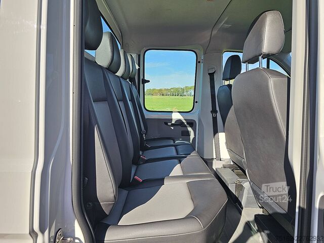Платформа за зареждане VW CRAFTER 35 2.0 L4 Dub-Cab Trekhaak