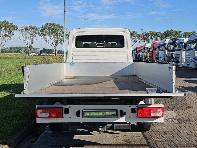 Платформа за зареждане VW CRAFTER 35 2.0 L4 Dub-Cab Trekhaak