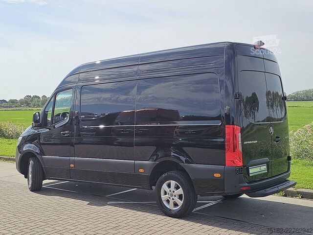 Korkeakattoinen farmari MERCEDES-BENZ SPRINTER 317 L2H2 LED Mbux10 Navi