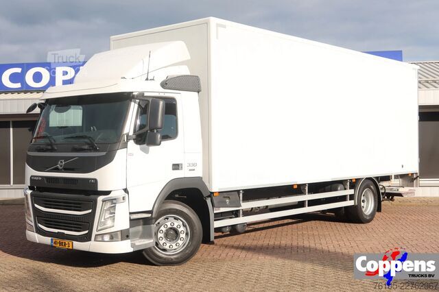  Volvo FM 330 Bakwagen + DHollandia 1500 kg