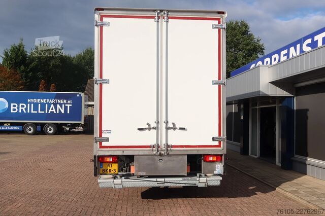  Volvo FM 330 Bakwagen + DHollandia 1500 kg