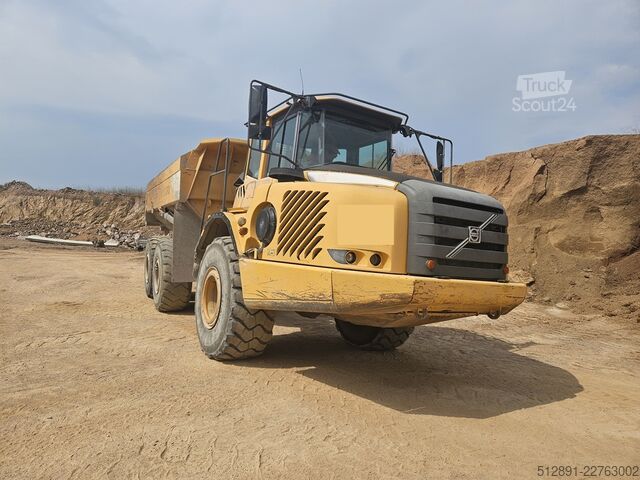 шарнирно-сочленённый самосвал VOLVO A 25E