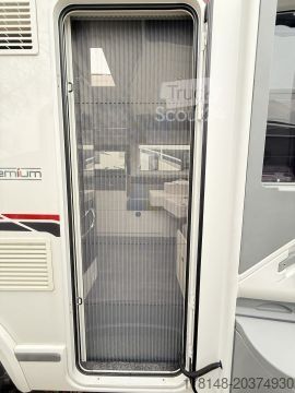 Pusiau integruotas kemperis Challenger 270 Premium