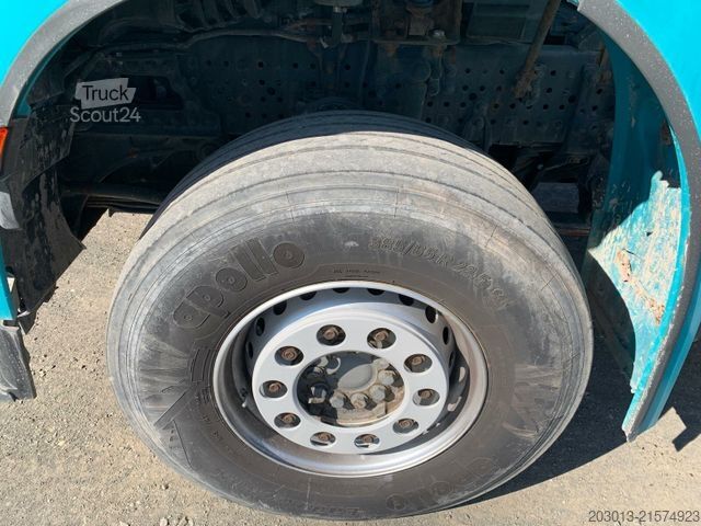 Betonpumpen-LKW MERCEDES-BENZ AROCS 2636 6x4 Euro 6 Betonpumpe SERMAC 5Z33