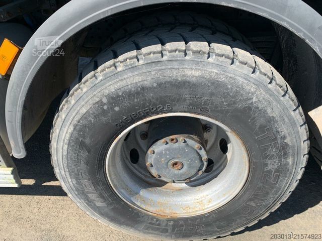 Betonpumpen-LKW MERCEDES-BENZ AROCS 2636 6x4 Euro 6 Betonpumpe SERMAC 5Z33