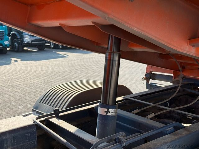 Fourgon benne basculante MERCEDES-BENZ ATEGO 818 K 4x2 Kipper Off. Kasten