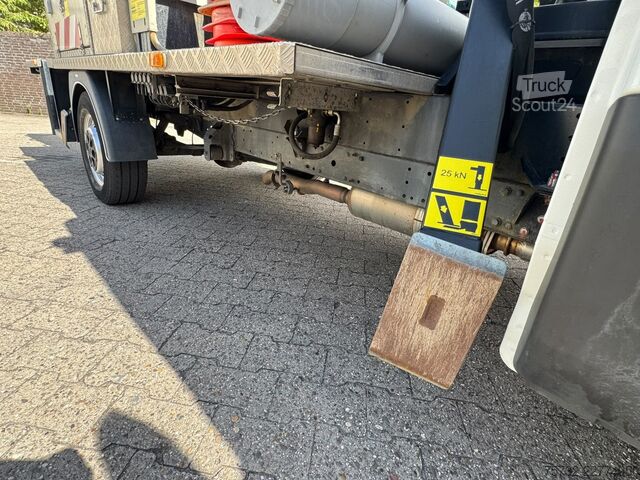 Plate-forme élévatrice sur camion Iveco Daily  35-140 Bühne Versalift 13m 2 Personen Korb 200kg