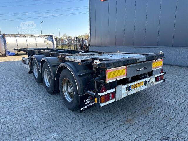 Containertransport Van Hool 20FT/30FT ADR (EX/II, EX/III, FL, OX, AT) / SAF...