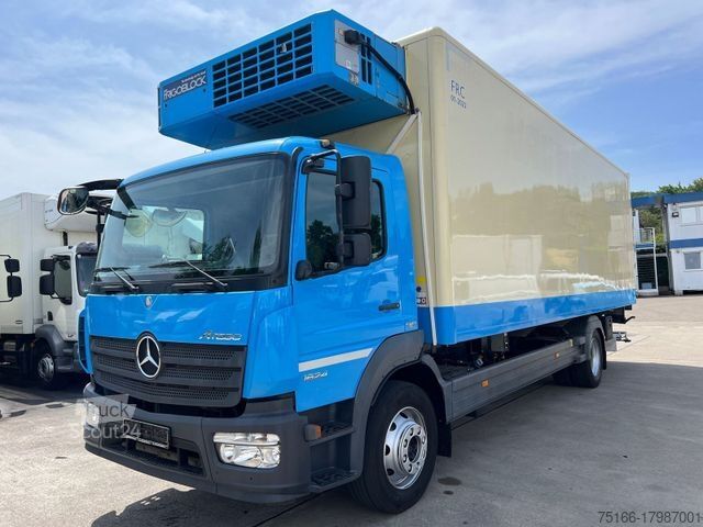 Camion frigorifique MERCEDES-BENZ ATEGO 1524 L Tiefkühlkoffer 7,75 m U-LBW 1,5 T