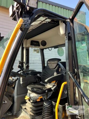Chargeuse de cour JCB TM 320 S STUFE V