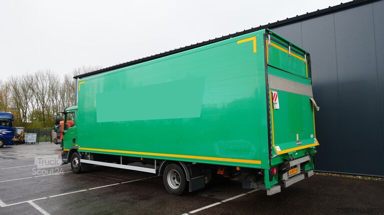 Suitcase MAN TGL 12.190 Closed box