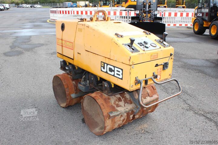 Rolo de vala JCB VM 1500 F Grabenwalze