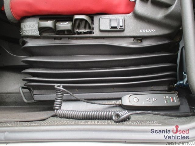 Standard tractor unit Volvo FH 540