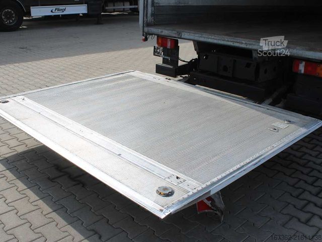 Box van MERCEDES-BENZ ATEGO 816, EURO 5, TAIL LIFT