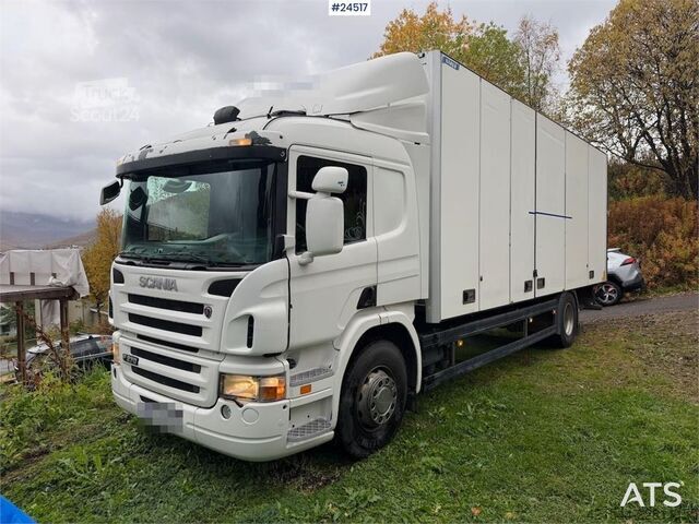 Transporte refrigerado/congelado Scania P270 4x2 box truck with full side opening and tail