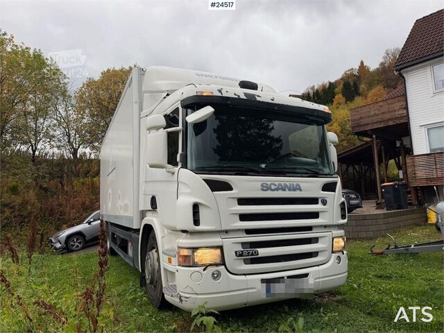 Transporte refrigerado/congelado Scania P270 4x2 box truck with full side opening and tail