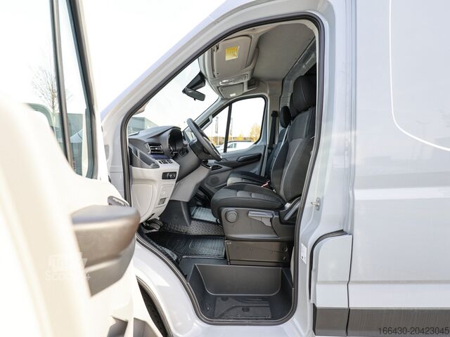 Minibús Maxus DELIVER 9