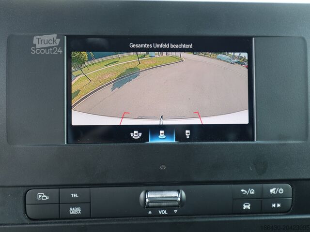 Kleinbus Mercedes-Benz Sprinter 317 CDI Tourer L2H2 (3-3-3) AHK Kame