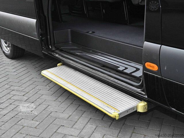 Minibus Mercedes-Benz Sprinter 317 CDI Tourer L3 (2-2-2-3) AHK Kame