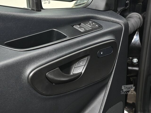 Kleinbus Mercedes-Benz Sprinter 317 CDI Kasten L2H2 Holz Navi Kamera