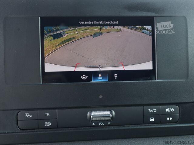 Kleinbus Mercedes-Benz Sprinter 317 CDI Tourer L2H2 (3-3-3) AHK Kame