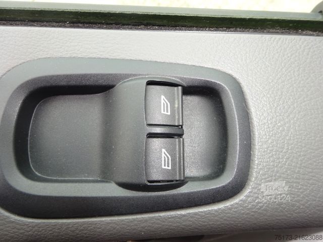 Furgons ar kasti FORD Transit 350 L4 130PS HA Trend Koffer LBW