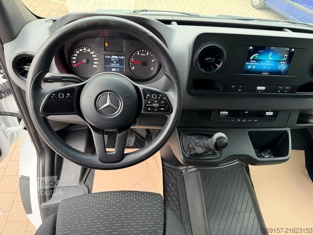 Skåpbil MERCEDES-BENZ Sprinter 315 CDI Kasten L2H1 Mixto 4-Sitze RWD